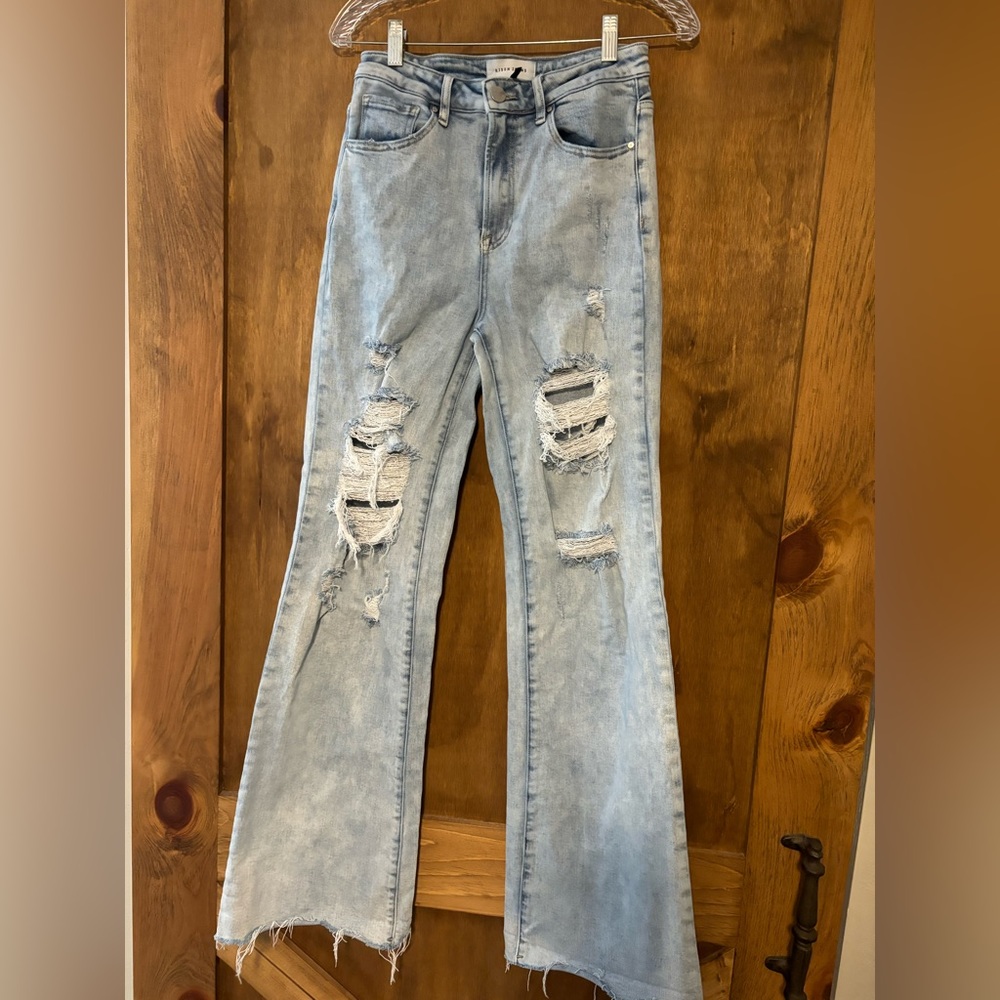 Risen wide leg jeans